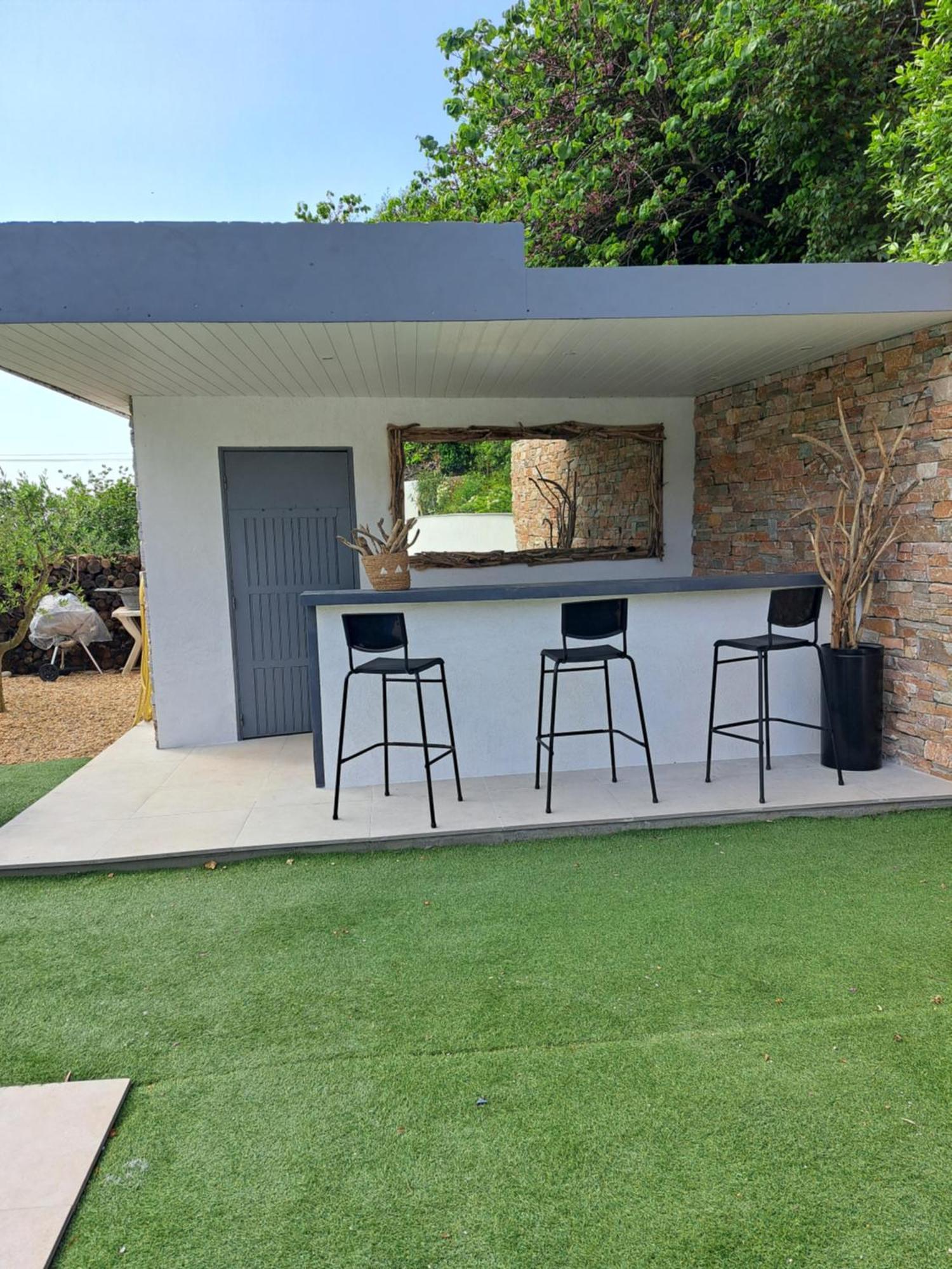 Villapapyrustoulon Toulon